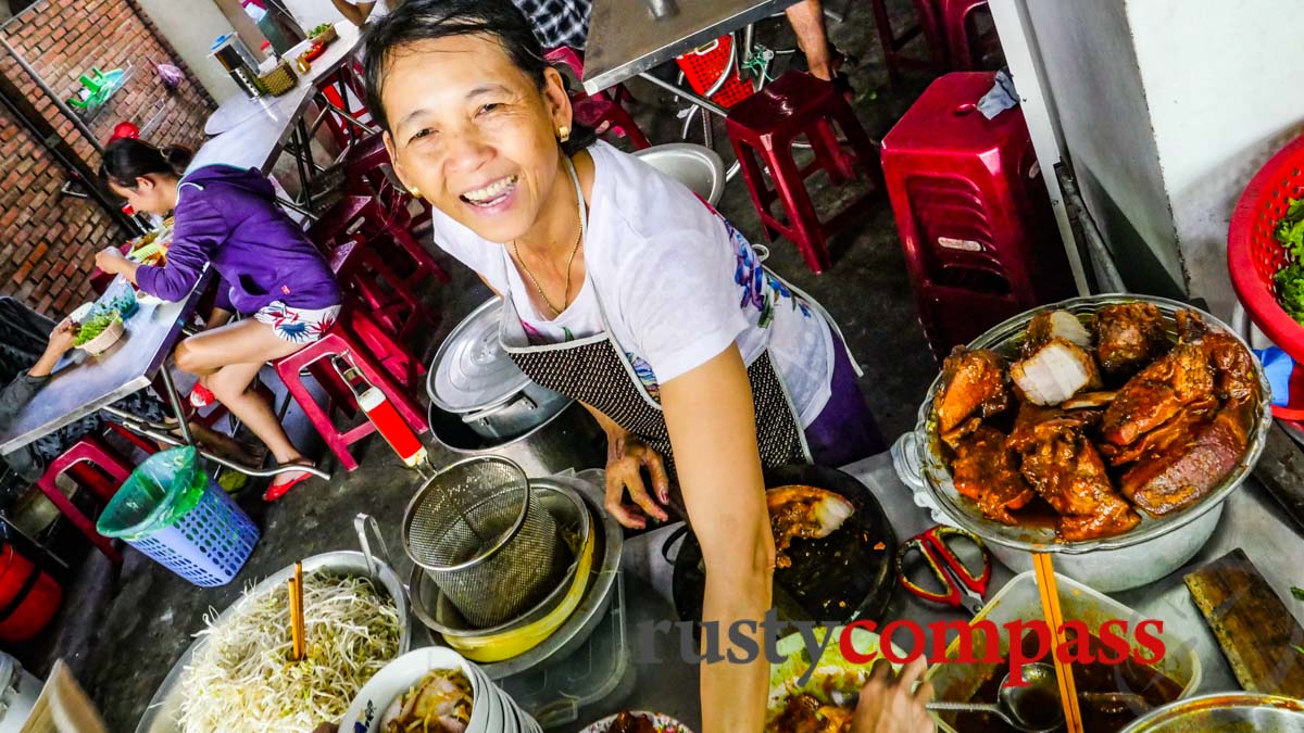 Madam Lien's famous cao lau stall, Hoi An